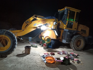 Sửa Xe Xúc Lật Giá Rẻ