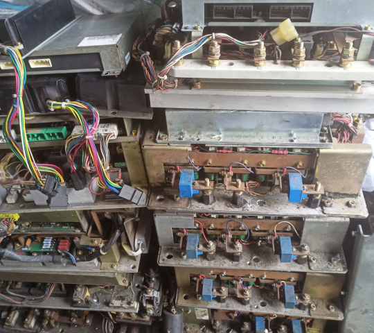 Sửa chữa board xe nâng điện.